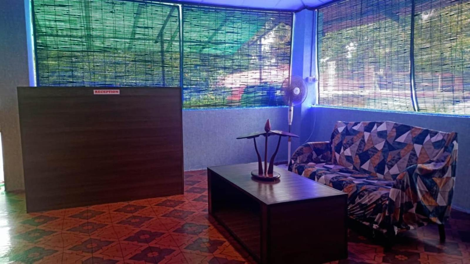 The Leisure Home Stay Shadipur ภายนอก รูปภาพ